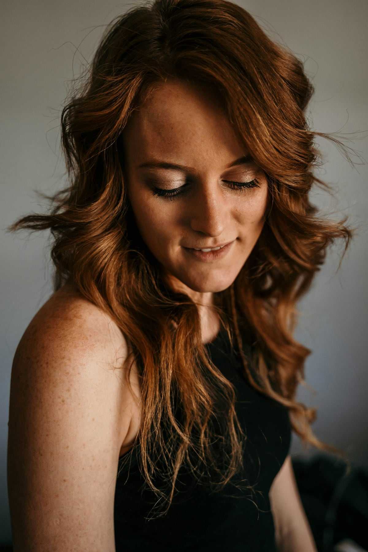 Auburn waves with copper tones
